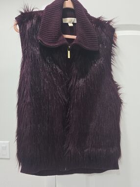 Michael Kors Textured Knit Vest in Plum Wine